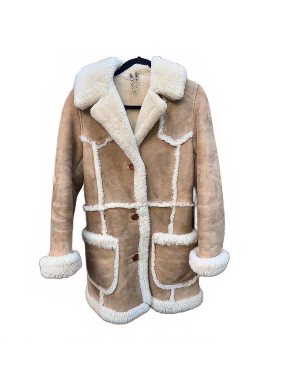 70s vintage Genuine Sheepskin Coat Shearling Coat  Western Rancher Cowbgirl Sz 6